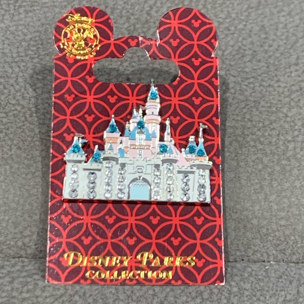 NWT Disney Disneyland Sleeping Beauty Castle Jeweled pin